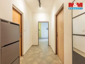 Prodej bytu 2+kk, Zeleneč, Čsl. armády, 44 m2