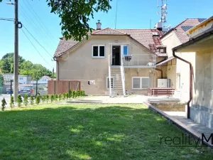 Pronájem ubytování, Dobrovice, 500 m2