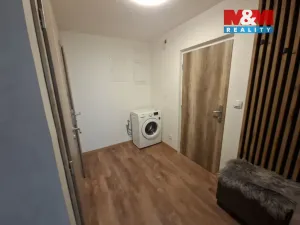 Pronájem bytu 2+kk, Kladno - Kročehlavy, Anglická, 40 m2