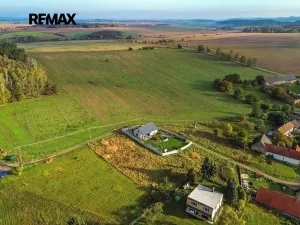 Prodej pozemku pro bydlení, Chomle, 783 m2