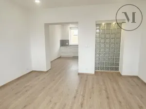 Pronájem bytu 2+kk, České Budějovice, Heydukova, 65 m2