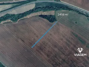 Prodej pole, Louka, 2458 m2
