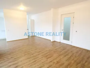 Pronájem bytu 2+kk, Praha - Vršovice, Košická, 69 m2