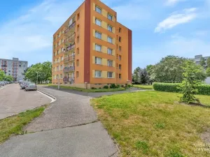 Pronájem bytu 3+1, Hradec Králové, Pod Zámečkem, 79 m2
