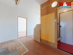 Prodej bytu 3+1, Chodov, Tovární, 65 m2