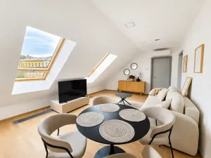 Prodej ubytování, Praha - Smíchov, Bieblova, 57 m2