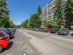 Prodej bytu 3+kk, Praha - Prosek, Jablonecká, 74 m2