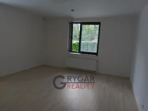 Pronájem bytu 1+kk, Běloky, 40 m2