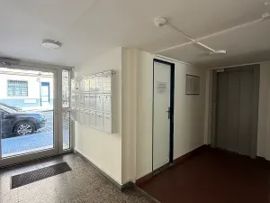 Prodej bytu 3+kk, Praha, Hartigova, 70 m2