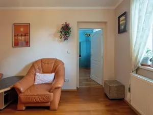 Dražba bytu 4+1, Zeleneč, Mstětická, 96 m2