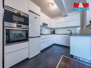 Prodej rodinného domu, Praha - Cholupice, Třebanická, 141 m2