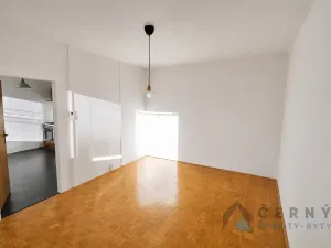 Pronájem bytu 2+kk, Liberec, Rychtářská, 36 m2