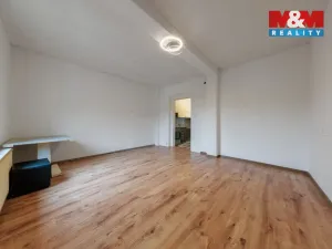 Pronájem bytu 2+1, Karlovy Vary, 1. máje, 55 m2