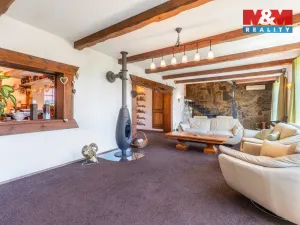 Prodej rodinného domu, Hovorany, 262 m2