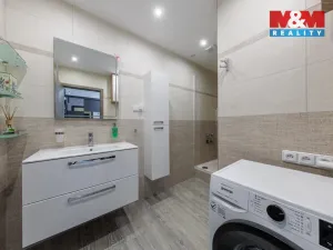 Pronájem bytu 2+1, Karlovy Vary - Bohatice, Ostrovská, 68 m2