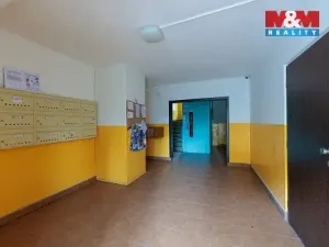 Pronájem bytu 2+1, Karlovy Vary - Bohatice, Ostrovská, 68 m2