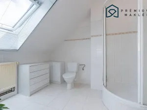 Prodej rodinného domu, Lubenec, Zahradní, 200 m2