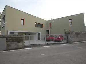 Pronájem atypického bytu, Praha, K Měchurce, 72 m2