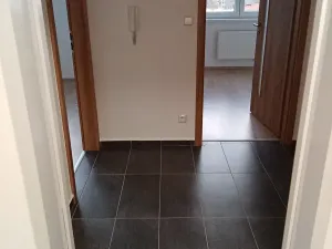 Pronájem bytu 2+kk, Jince, Zborovská, 43 m2