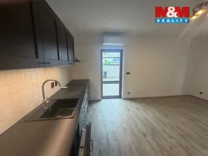 Pronájem bytu 1+kk, Kutná Hora - Kutná Hora-Vnitřní Město, Žižkova brána, 26 m2