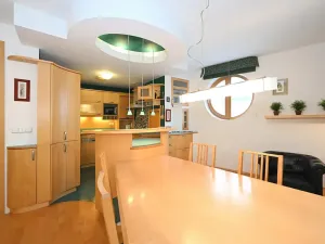 Pronájem bytu 3+kk, Praha - Žižkov, Jeseniova, 99 m2