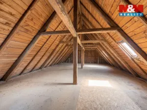 Prodej chalupy, Arnoltice, 168 m2