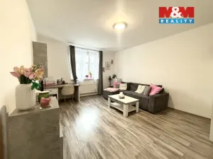 Pronájem bytu 2+1, Děčín - Děčín II-Nové Město, Kamenická, 58 m2