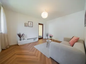 Prodej bytu 3+1, Valtice, Sobotní, 75 m2
