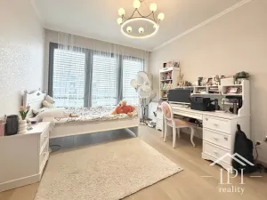 Pronájem bytu 4+kk, Praha - Karlín, U Mlýnského kanálu, 120 m2