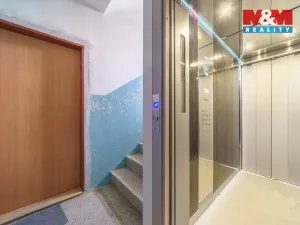 Prodej bytu 3+1, Sokolov, Slavíčkova, 66 m2