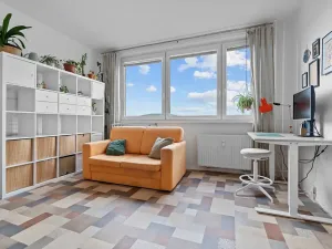 Prodej bytu 1+1, Zlín, Na Honech I, 33 m2