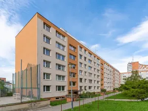 Prodej bytu 1+1, Zlín, Na Honech I, 33 m2