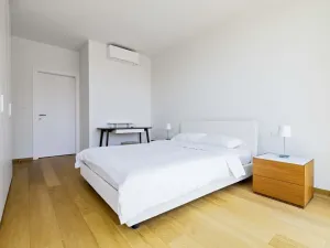 Pronájem bytu 2+kk, Praha - Smíchov, 60 m2