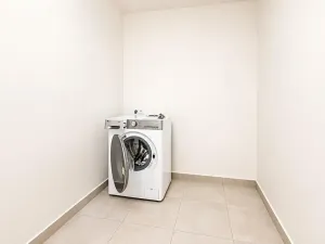 Pronájem bytu 2+kk, Praha - Hloubětín, Poděbradská, 52 m2