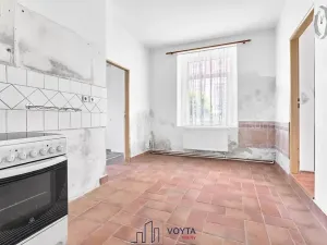Prodej bytu 2+1, Karlovy Vary, Anglická, 48 m2
