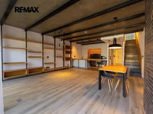 Prodej bytu 4+kk, Praha - Vysočany, Moravcových, 112 m2