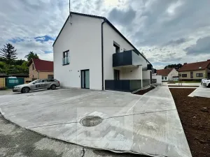 Pronájem ordinace, Střelice, Nová ulice, 50 m2