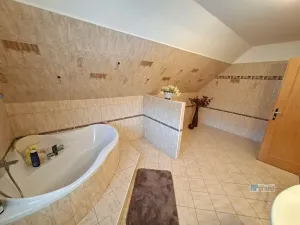 Prodej rodinného domu, Poříčany, U Koupaliště, 200 m2