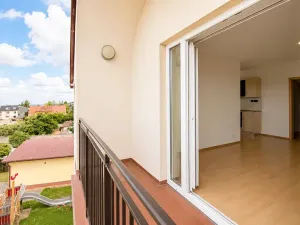 Prodej bytu 2+kk, Vestec, Ve Stromkách, 45 m2