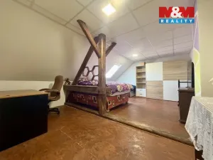 Prodej rodinného domu, Jirkov - Červený Hrádek, 306 m2