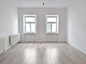 Pronájem bytu 1+1, Opava, Těšínská, 50 m2