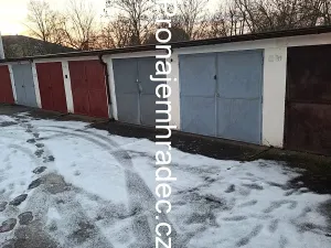 Pronájem garáže, Hradec Králové, Gagarinova, 18 m2