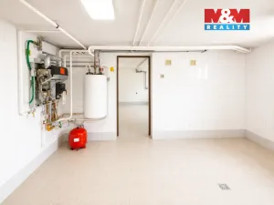 Prodej rodinného domu, Velká Polom, 420 m2