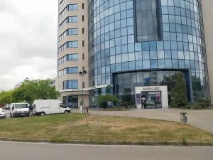 Pronájem obchodního prostoru, Brno, Heršpická, 300 m2