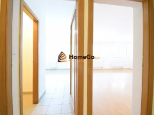 Pronájem bytu 2+kk, Praha - Troja, K Haltýři, 63 m2