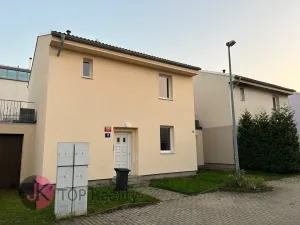 Pronájem rodinného domu, Praha - Uhříněves, Vlárská, 95 m2