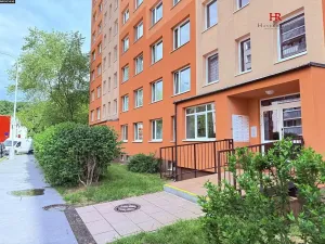 Prodej bytu 3+1, Praha - Modřany, Mádrova, 71 m2