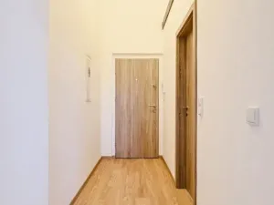 Pronájem bytu 1+kk, Český Brod, nám. Arnošta z Pardubic, 40 m2
