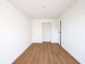 Prodej bytu 3+kk, Ostrov, Kollárova, 55 m2