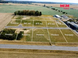 Prodej komerčního pozemku, Valeč, 730 m2